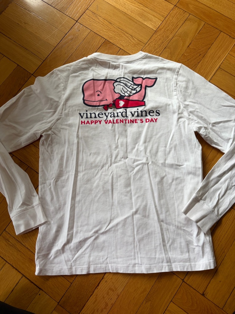 Vineyard Vines Kid’s Sz XL (18) White Long-Sleeve Valentine’s Day Whale Tee